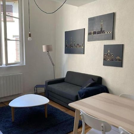 Logement Cosy En Hyper-Centre Apartment ลิมอจส์ ภายนอก รูปภาพ